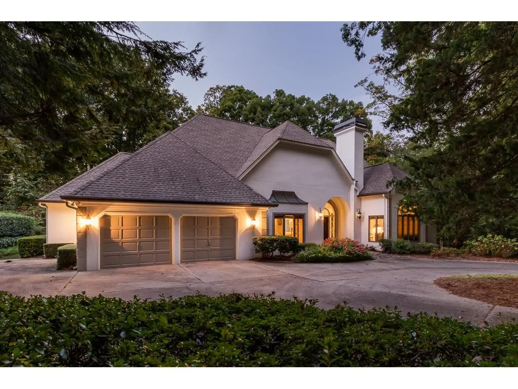1155 Old Powers Ferry Road, Sandy Springs, Georgia 30327, 5 Bedrooms Bedrooms, ,5 BathroomsBathrooms,Residential,Sold,1155 Old Powers Ferry Road,6085724