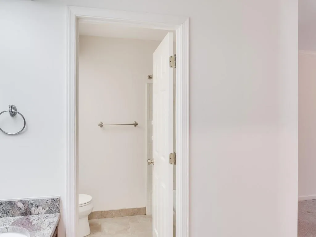 305 Francyne Court Unit 305, Sandy Springs, Georgia 30328, 2 Bedrooms Bedrooms, ,2 BathroomsBathrooms,Residential,Sold,305 Francyne Court Unit 305,5798890