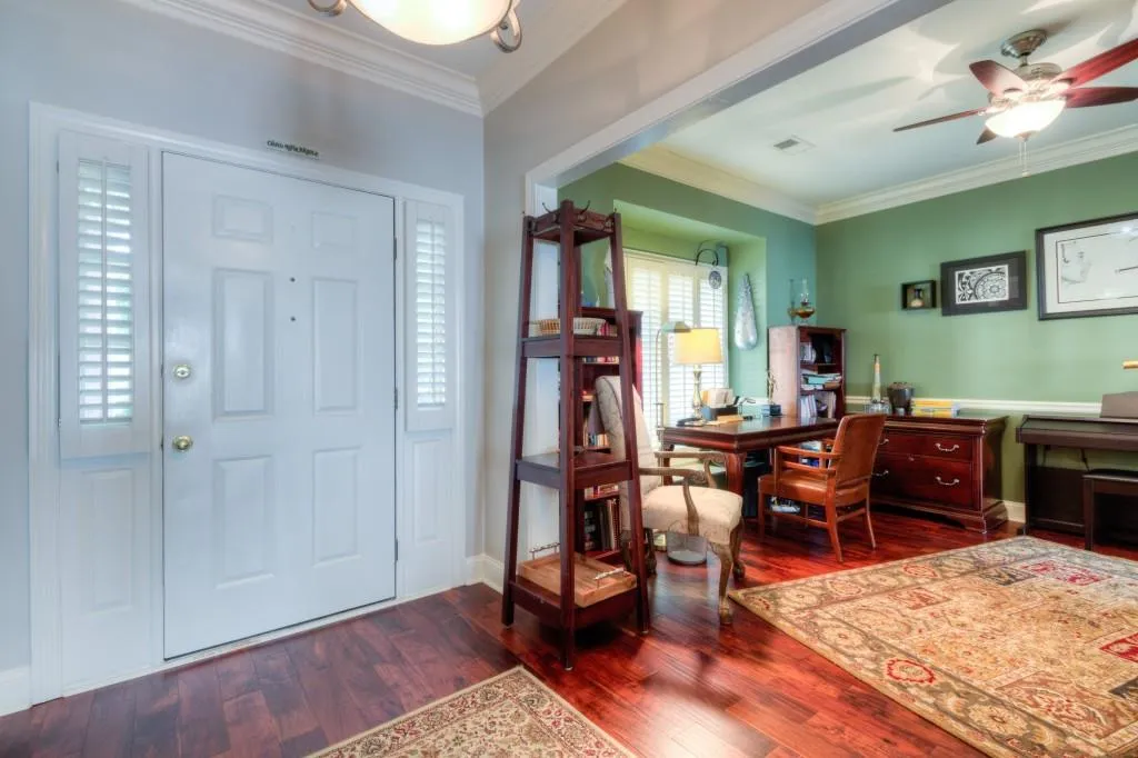 48 Vernon Glen Court, Sandy Springs, Georgia 30338, 3 Bedrooms Bedrooms, ,3 BathroomsBathrooms,Residential,Sold,48 Vernon Glen Court,6584784