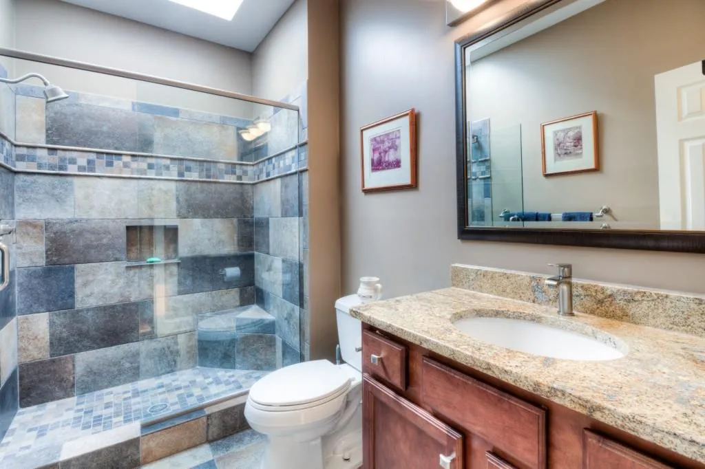 48 Vernon Glen Court, Sandy Springs, Georgia 30338, 3 Bedrooms Bedrooms, ,3 BathroomsBathrooms,Residential,Sold,48 Vernon Glen Court,6584784