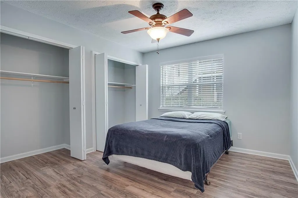 6806 Glenridge Drive Unit A, Sandy Springs, Georgia 30328, 2 Bedrooms Bedrooms, ,2 BathroomsBathrooms,Residential,Sold,6806 Glenridge Drive Unit A,6683433