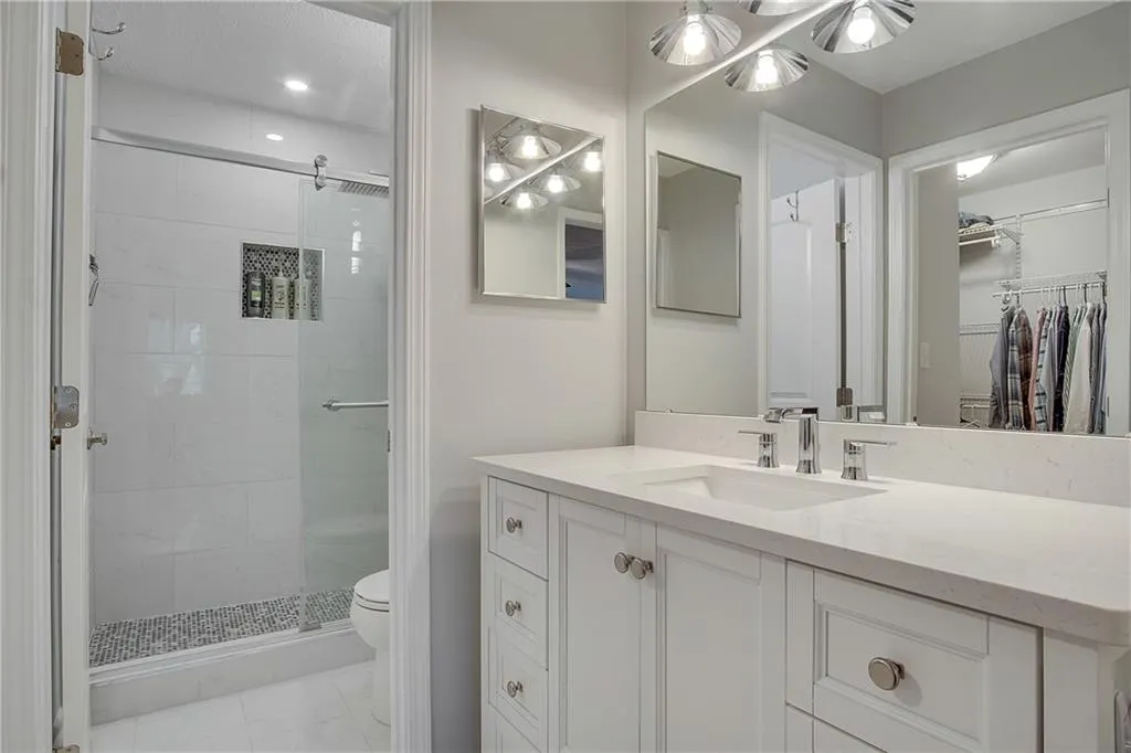 6806 Glenridge Drive Unit A, Sandy Springs, Georgia 30328, 2 Bedrooms Bedrooms, ,2 BathroomsBathrooms,Residential,Sold,6806 Glenridge Drive Unit A,6683433