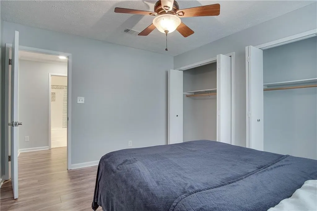 6806 Glenridge Drive Unit A, Sandy Springs, Georgia 30328, 2 Bedrooms Bedrooms, ,2 BathroomsBathrooms,Residential,Sold,6806 Glenridge Drive Unit A,6683433