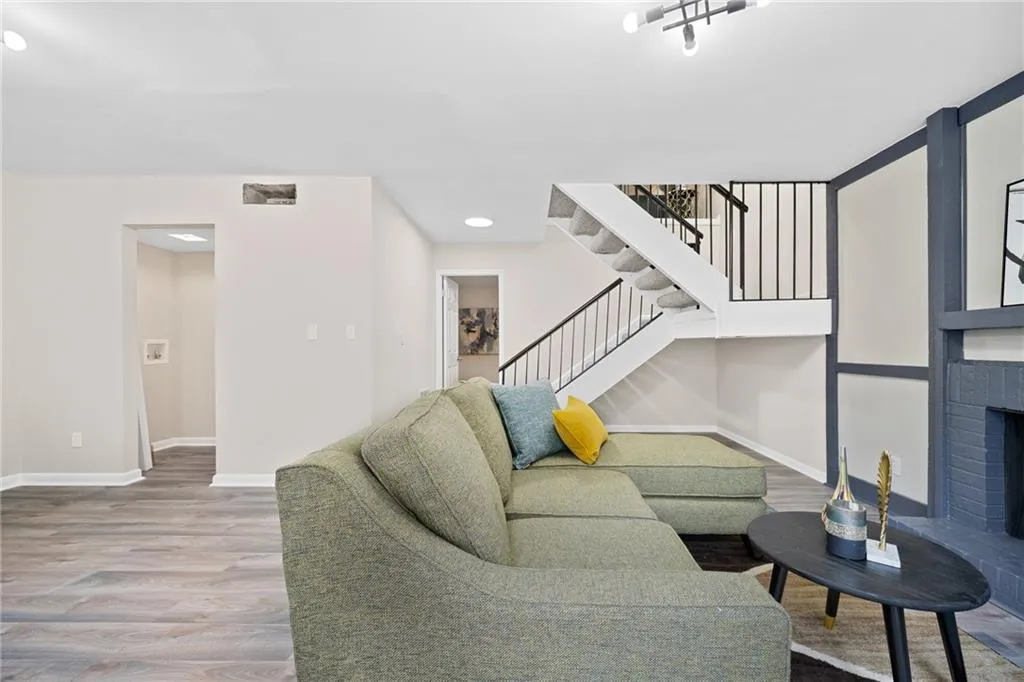 7329 Cardigan Circle, Sandy Springs, Georgia 30328, 4 Bedrooms Bedrooms, ,3 BathroomsBathrooms,Residential,Sold,7329 Cardigan Circle,7032803 7329 Cardigan Circle, Sandy Springs, Georgia 30328, 4 Bedrooms Bedrooms, ,3 BathroomsBathrooms,Residential,Sold,7329 Cardigan Circle,7032803