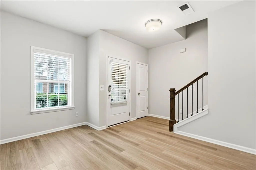 615 Broadview Place Ne, Atlanta, Georgia 30324, 2 Bedrooms Bedrooms, 0 ,2 BathroomsBathrooms,Residential,For Sale,615 Broadview Place Ne,7732272