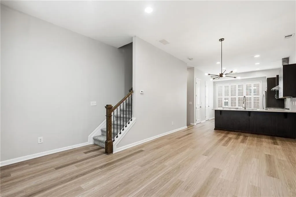 615 Broadview Place Ne, Atlanta, Georgia 30324, 2 Bedrooms Bedrooms, 0 ,2 BathroomsBathrooms,Residential,For Sale,615 Broadview Place Ne,7732272