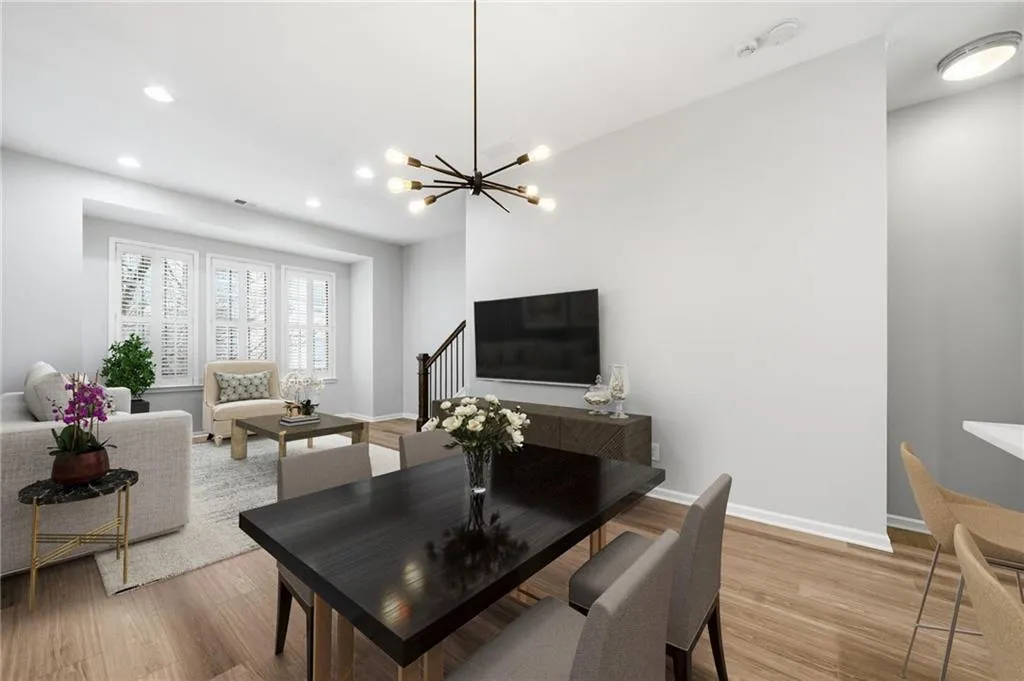 615 Broadview Place Ne, Atlanta, Georgia 30324, 2 Bedrooms Bedrooms, 0 ,2 BathroomsBathrooms,Residential,For Sale,615 Broadview Place Ne,7732272