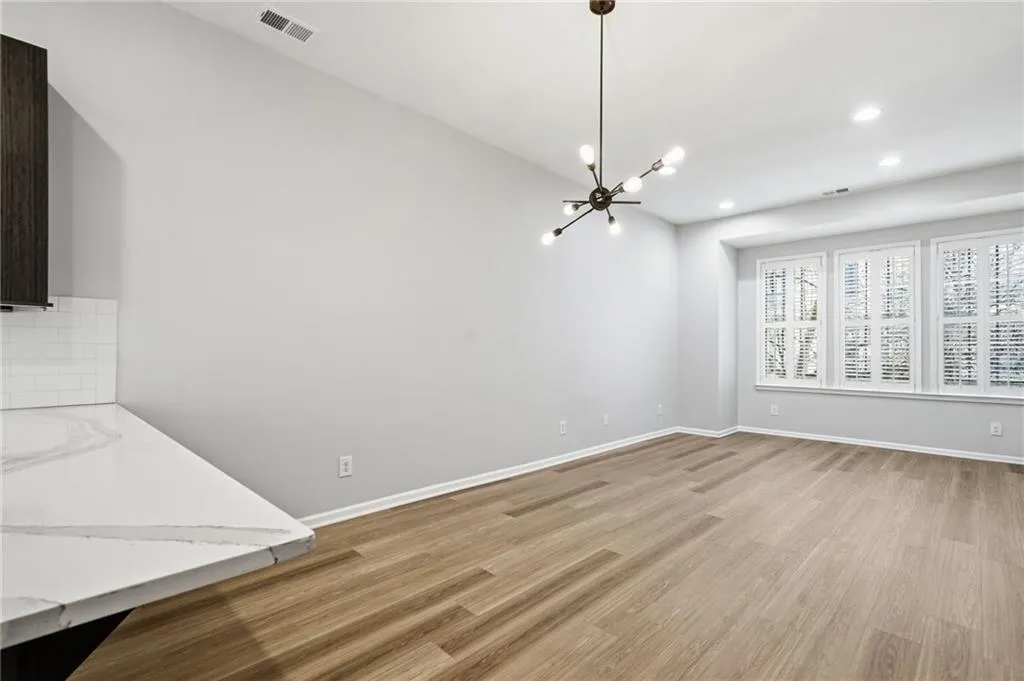 615 Broadview Place Ne, Atlanta, Georgia 30324, 2 Bedrooms Bedrooms, 0 ,2 BathroomsBathrooms,Residential,For Sale,615 Broadview Place Ne,7732272