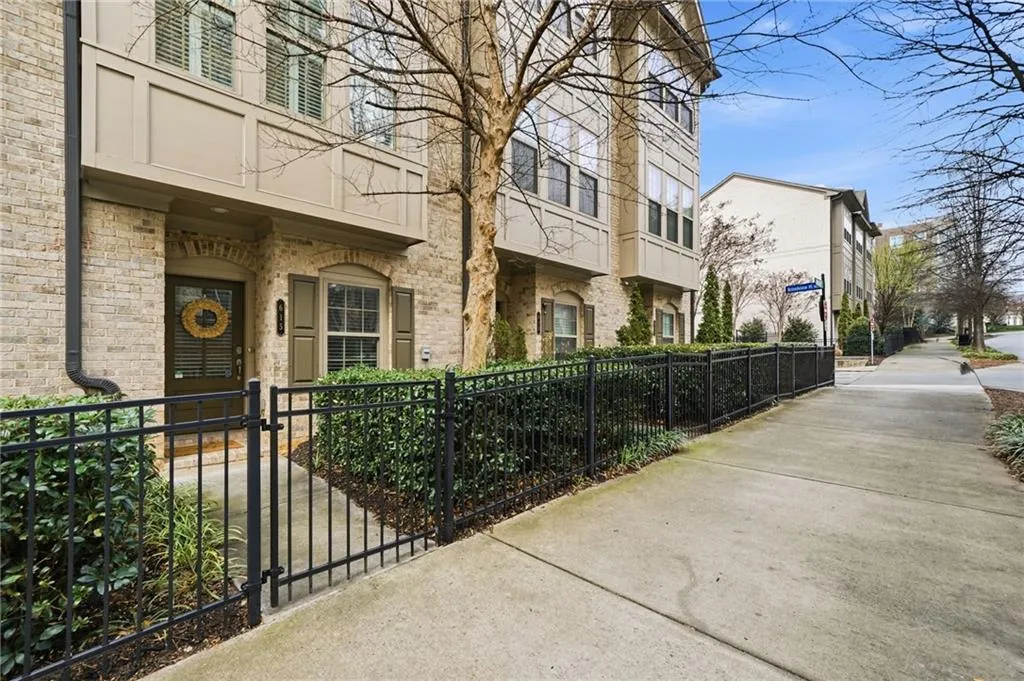 615 Broadview Place Ne, Atlanta, Georgia 30324, 2 Bedrooms Bedrooms, 0 ,2 BathroomsBathrooms,Residential,For Sale,615 Broadview Place Ne,7732272