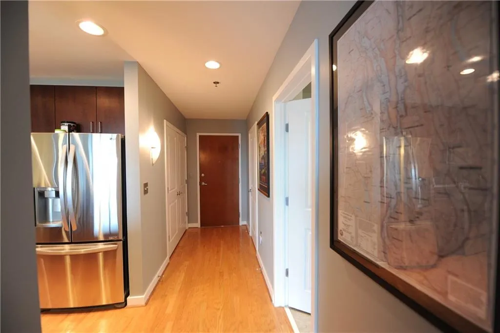 250 Pharr Road Ne Unit 1313, Atlanta, Georgia 30305, 2 Bedrooms Bedrooms, ,2 BathroomsBathrooms,Residential,Sold,250 Pharr Road Ne Unit 1313,5658384