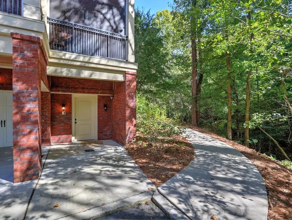 1419 River Vista Drive, Atlanta, Georgia 30339, 4 Bedrooms Bedrooms, ,4 BathroomsBathrooms,Residential,Sold,1419 River Vista Drive,6892111