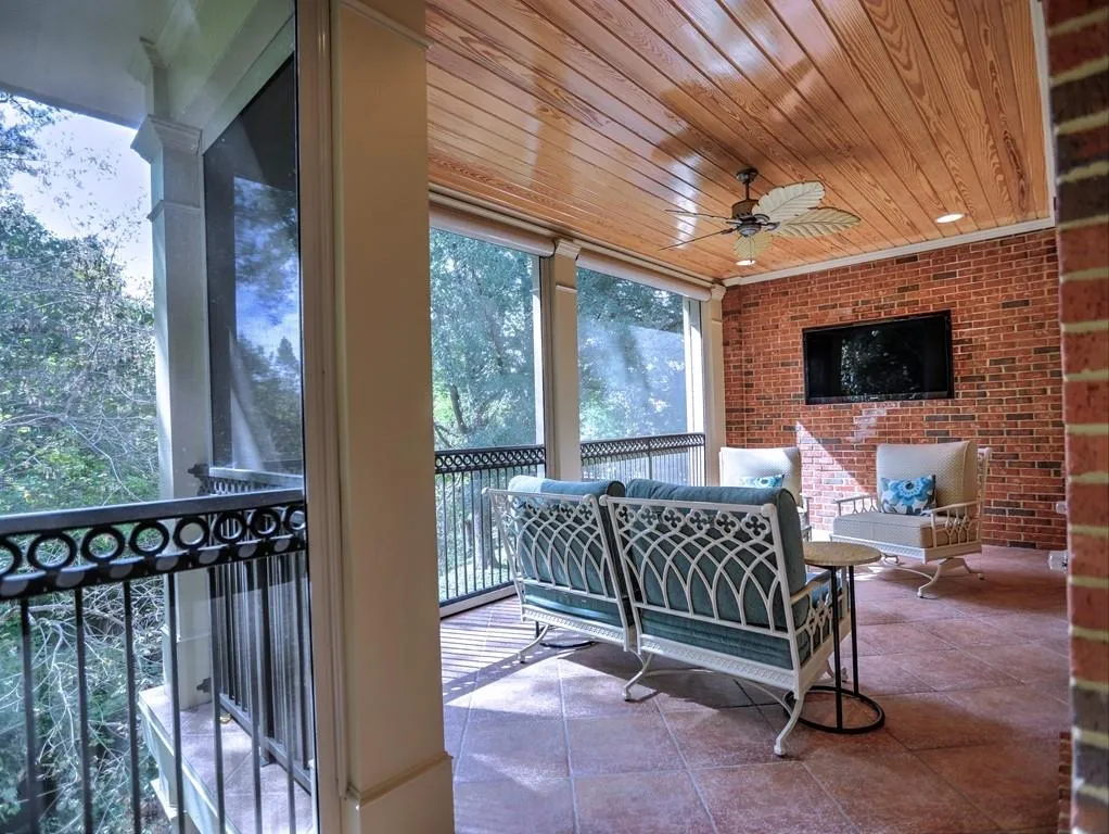 1419 River Vista Drive, Atlanta, Georgia 30339, 4 Bedrooms Bedrooms, ,4 BathroomsBathrooms,Residential,Sold,1419 River Vista Drive,6892111