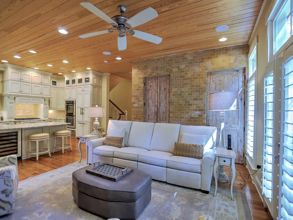 1419 River Vista Drive, Atlanta, Georgia 30339, 4 Bedrooms Bedrooms, ,4 BathroomsBathrooms,Residential,Sold,1419 River Vista Drive,6892111