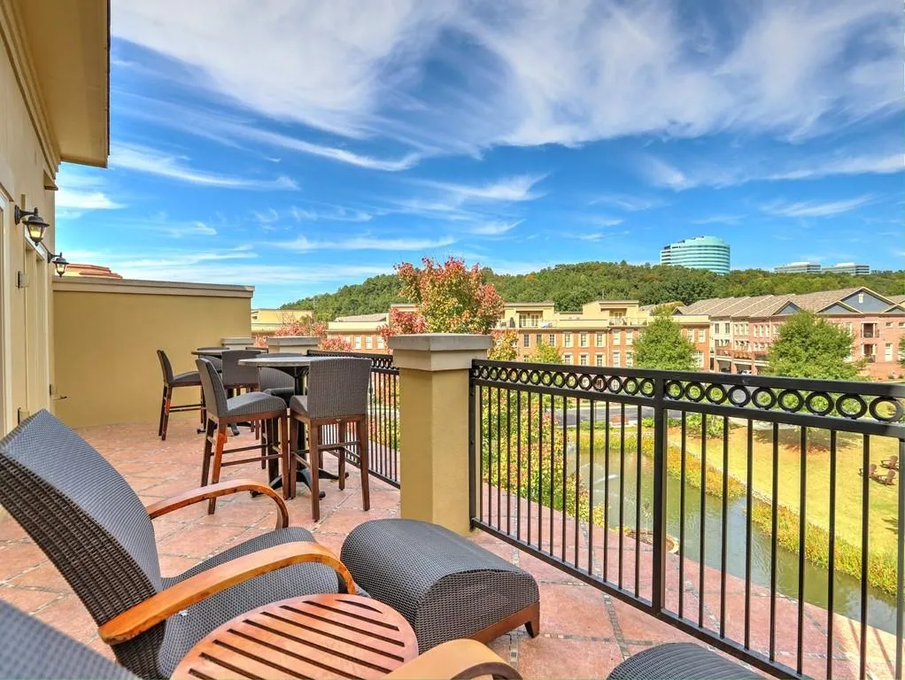 1419 River Vista Drive, Atlanta, Georgia 30339, 4 Bedrooms Bedrooms, ,4 BathroomsBathrooms,Residential,Sold,1419 River Vista Drive,6892111