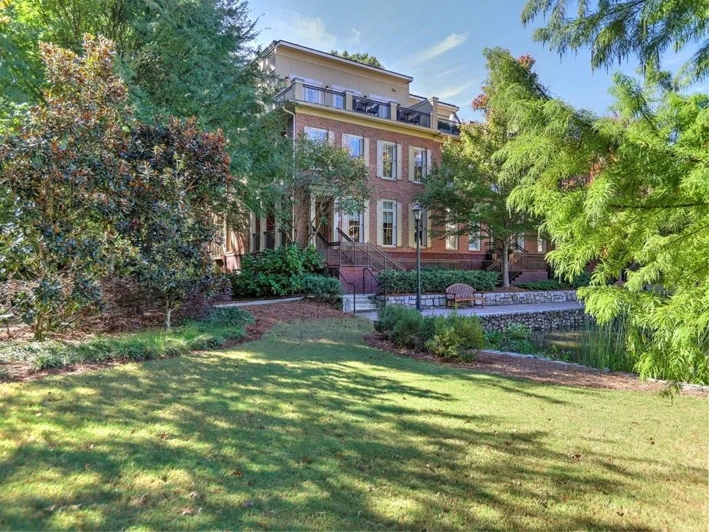 1419 River Vista Drive, Atlanta, Georgia 30339, 4 Bedrooms Bedrooms, ,4 BathroomsBathrooms,Residential,Sold,1419 River Vista Drive,6892111
