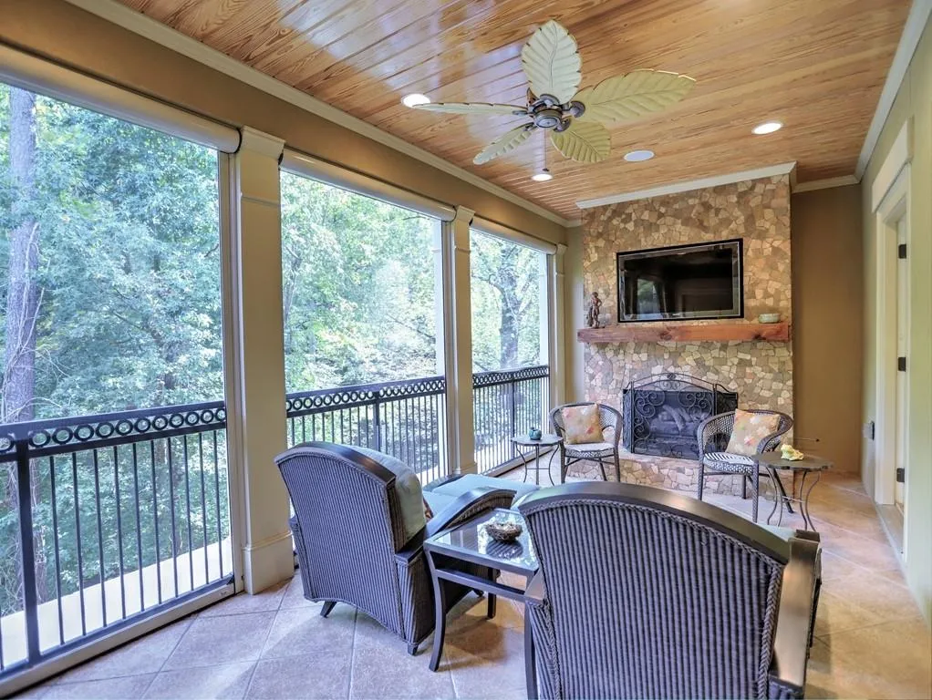 1419 River Vista Drive, Atlanta, Georgia 30339, 4 Bedrooms Bedrooms, ,4 BathroomsBathrooms,Residential,Sold,1419 River Vista Drive,6892111