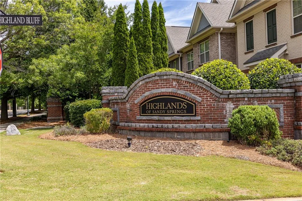7595 Stoneridge Drive, Atlanta, Georgia 30328, 3 Bedrooms Bedrooms, ,2 BathroomsBathrooms,Residential,For Sale,7595 Stoneridge Drive,7763192