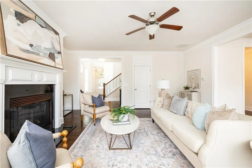7595 Stoneridge Drive, Atlanta, Georgia 30328, 3 Bedrooms Bedrooms, ,2 BathroomsBathrooms,Residential,For Sale,7595 Stoneridge Drive,7763192