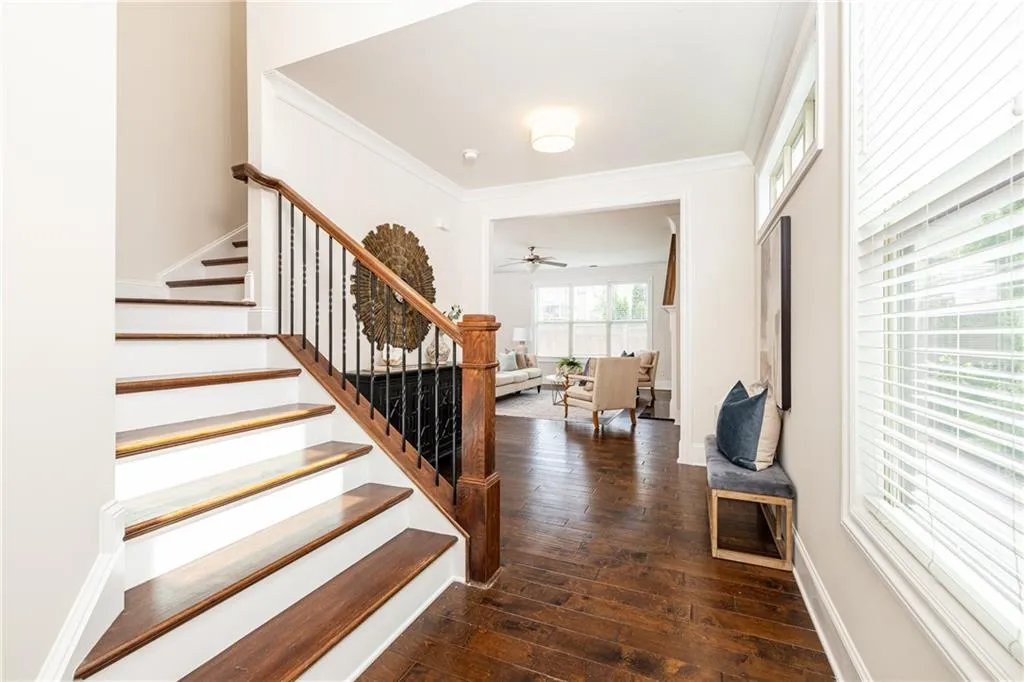7595 Stoneridge Drive, Atlanta, Georgia 30328, 3 Bedrooms Bedrooms, ,2 BathroomsBathrooms,Residential,For Sale,7595 Stoneridge Drive,7763192