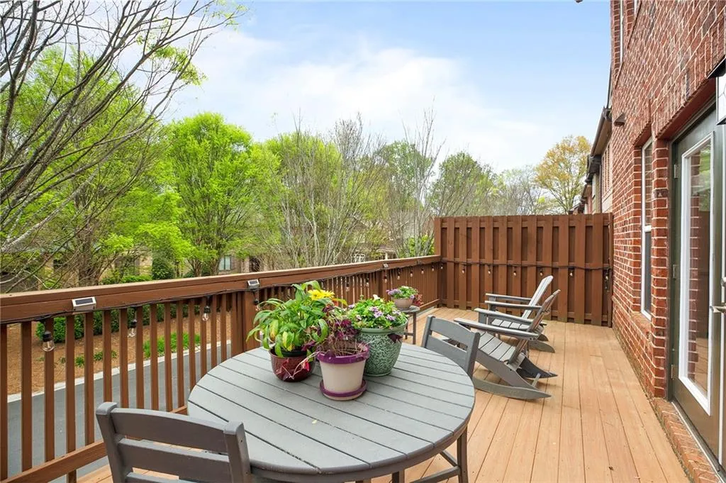 67 High Top Lane, Atlanta, Georgia 30328, 3 Bedrooms Bedrooms, ,3 BathroomsBathrooms,Residential,Sold,67 High Top Lane,7517344
