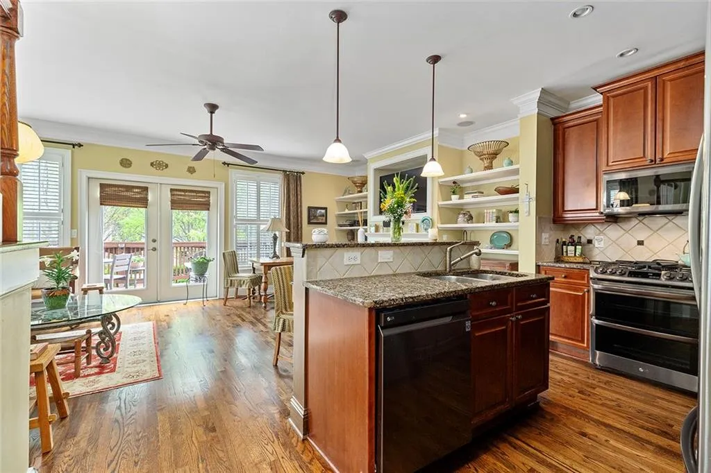 67 High Top Lane, Atlanta, Georgia 30328, 3 Bedrooms Bedrooms, ,3 BathroomsBathrooms,Residential,Sold,67 High Top Lane,7517344