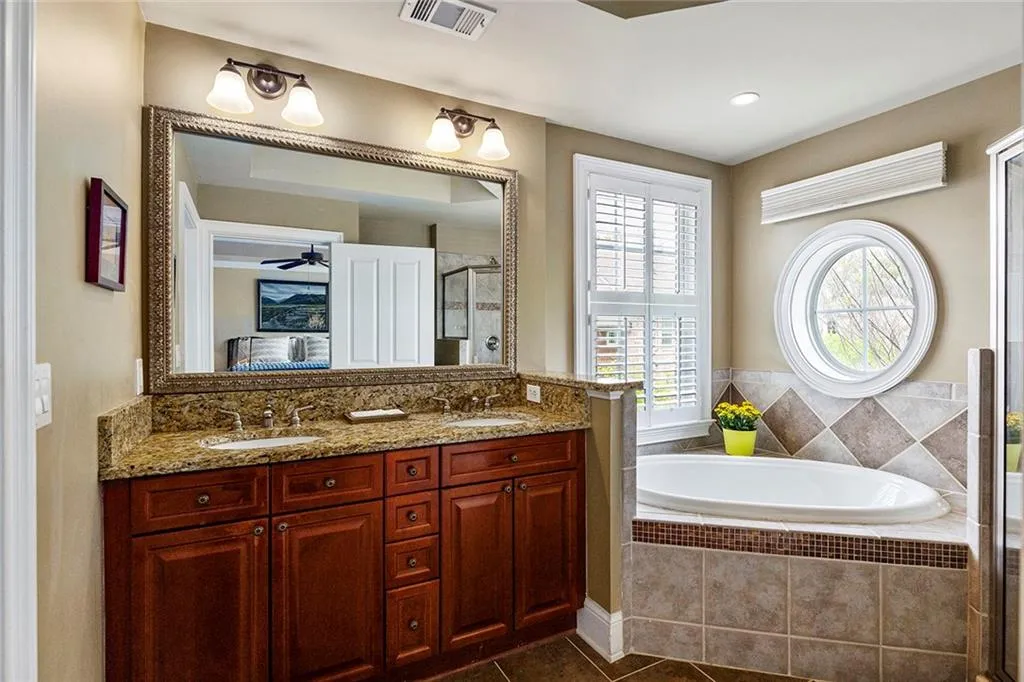 67 High Top Lane, Atlanta, Georgia 30328, 3 Bedrooms Bedrooms, ,3 BathroomsBathrooms,Residential,Sold,67 High Top Lane,7517344