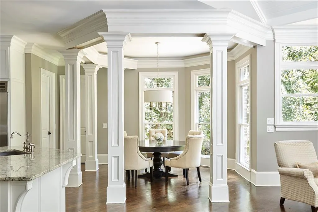 1085 Kingston Drive, Atlanta, Georgia 30342, 6 Bedrooms Bedrooms, ,6 BathroomsBathrooms,Residential,Sold,1085 Kingston Drive,6584851
