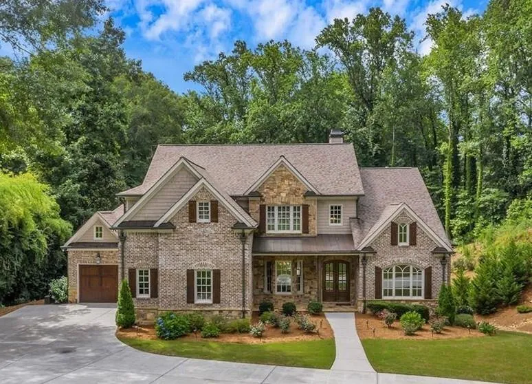 1085 Kingston Drive, Atlanta, Georgia 30342, 6 Bedrooms Bedrooms, ,6 BathroomsBathrooms,Residential,Sold,1085 Kingston Drive,6584851