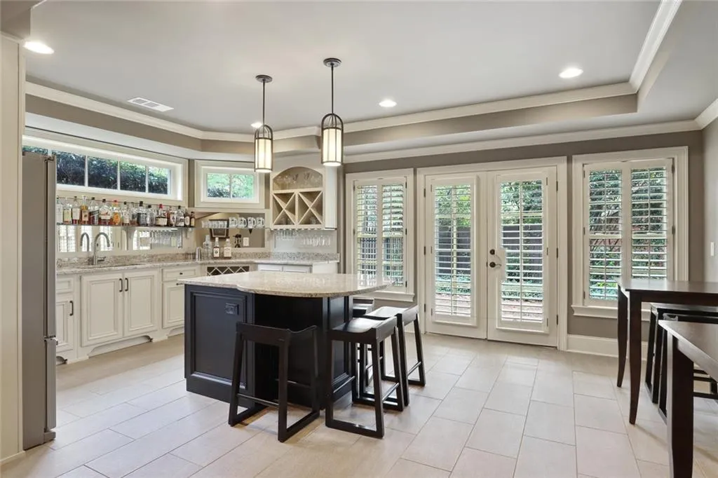 6175 Aberdeen Drive, Sandy Springs, Georgia 30328, 6 Bedrooms Bedrooms, ,6 BathroomsBathrooms,Residential,Sold,6175 Aberdeen Drive,7057900