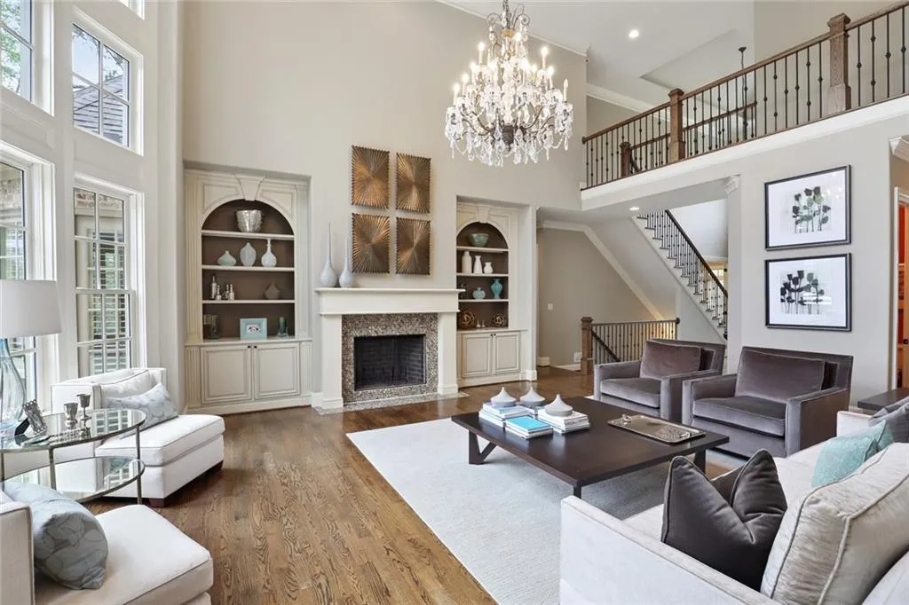 6175 Aberdeen Drive, Sandy Springs, Georgia 30328, 6 Bedrooms Bedrooms, ,6 BathroomsBathrooms,Residential,Sold,6175 Aberdeen Drive,7057900