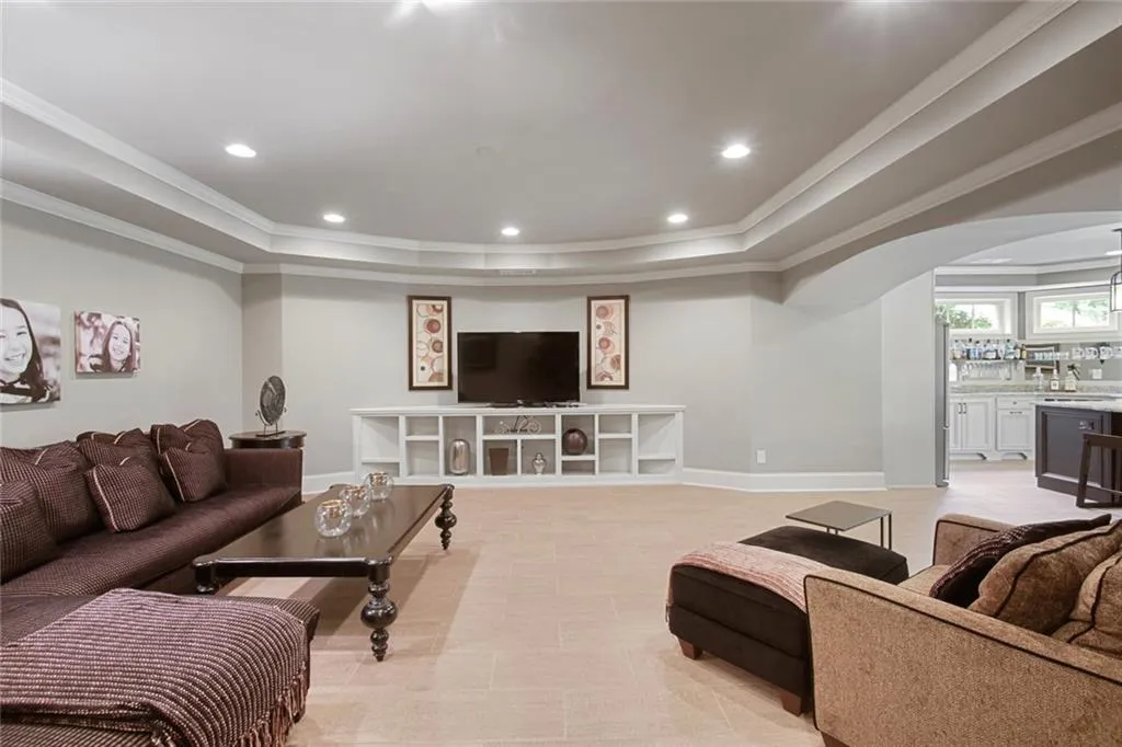 6175 Aberdeen Drive, Sandy Springs, Georgia 30328, 6 Bedrooms Bedrooms, ,6 BathroomsBathrooms,Residential,Sold,6175 Aberdeen Drive,7057900