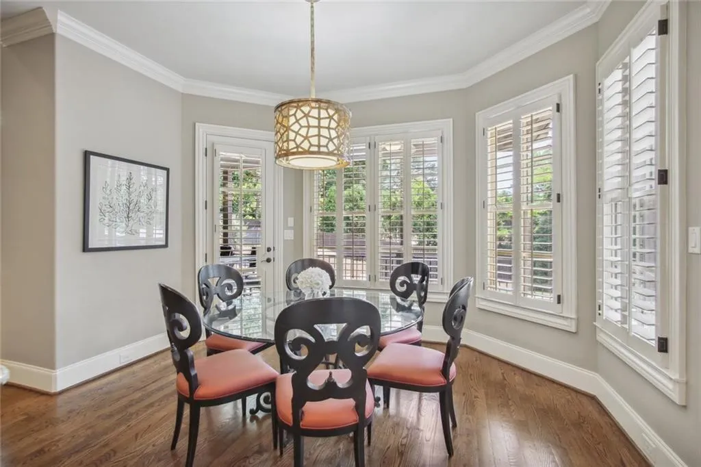 6175 Aberdeen Drive, Sandy Springs, Georgia 30328, 6 Bedrooms Bedrooms, ,6 BathroomsBathrooms,Residential,Sold,6175 Aberdeen Drive,7057900