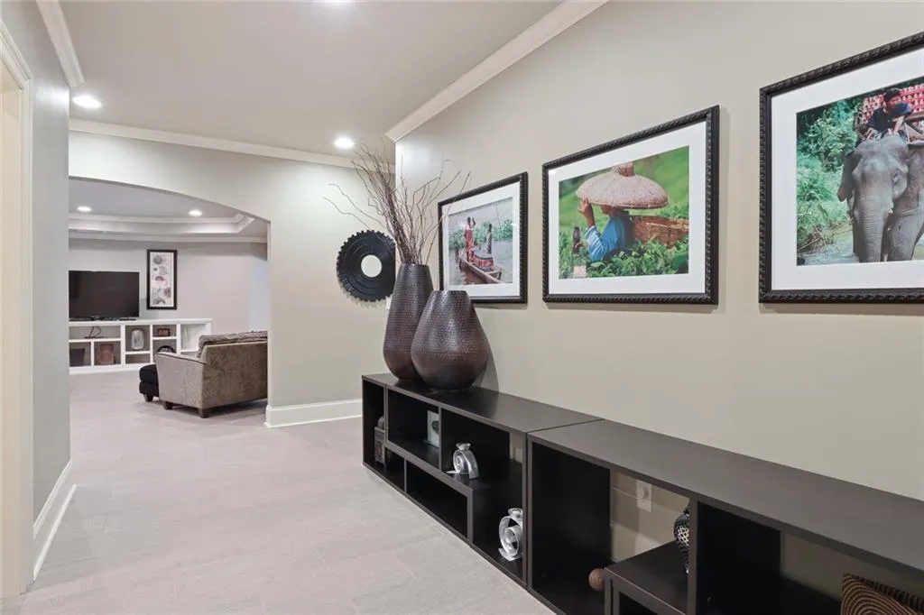 6175 Aberdeen Drive, Sandy Springs, Georgia 30328, 6 Bedrooms Bedrooms, ,6 BathroomsBathrooms,Residential,Sold,6175 Aberdeen Drive,7057900