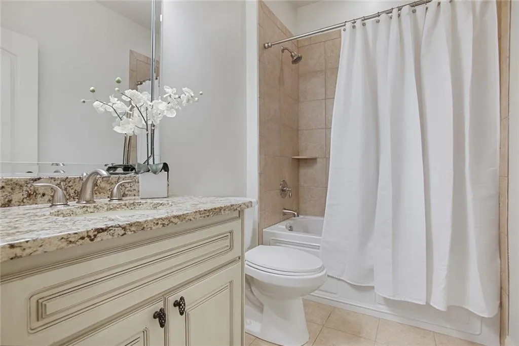 6175 Aberdeen Drive, Sandy Springs, Georgia 30328, 6 Bedrooms Bedrooms, ,6 BathroomsBathrooms,Residential,Sold,6175 Aberdeen Drive,7057900