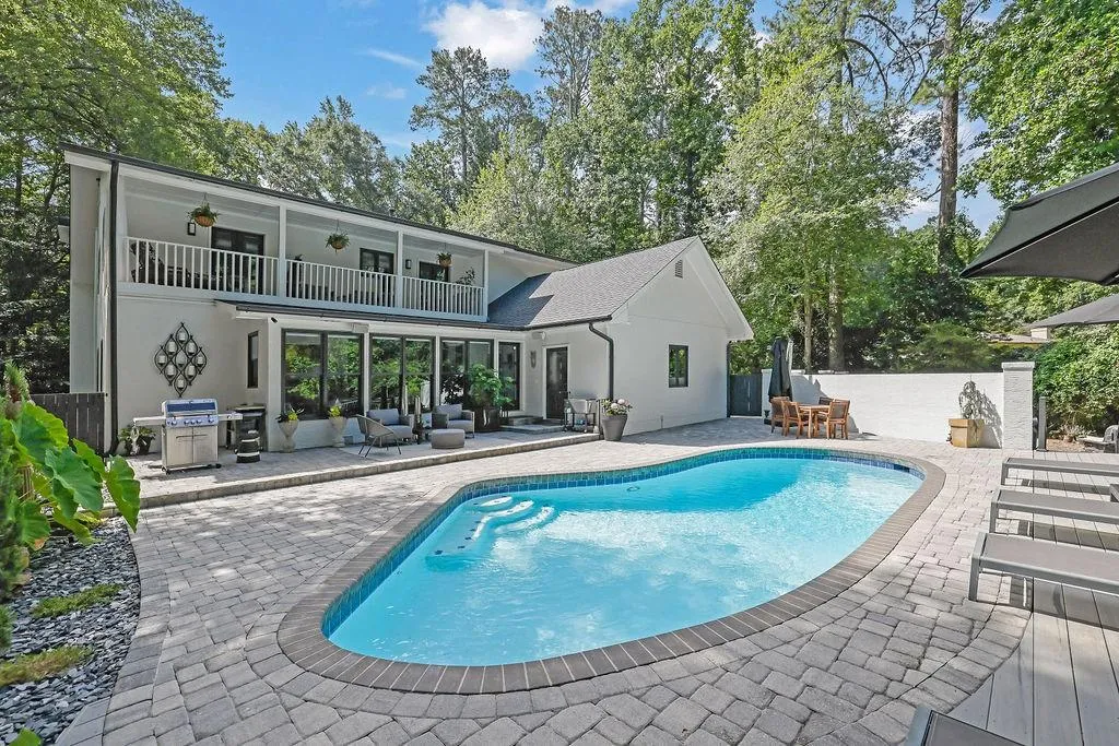 2180 Spalding Drive, Atlanta, Georgia 30350, 4 Bedrooms Bedrooms, ,3 BathroomsBathrooms,Residential,Sold,2180 Spalding Drive,7622379