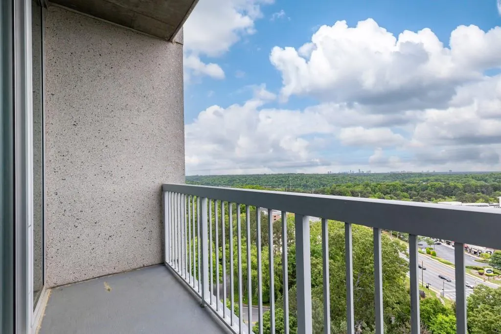 3300 Windy Ridge Parkway Unit 1312, Atlanta, Georgia 30339, 2 Bedrooms Bedrooms, ,2 BathroomsBathrooms,Residential,For Sale,3300 Windy Ridge Parkway Unit 1312,7635287