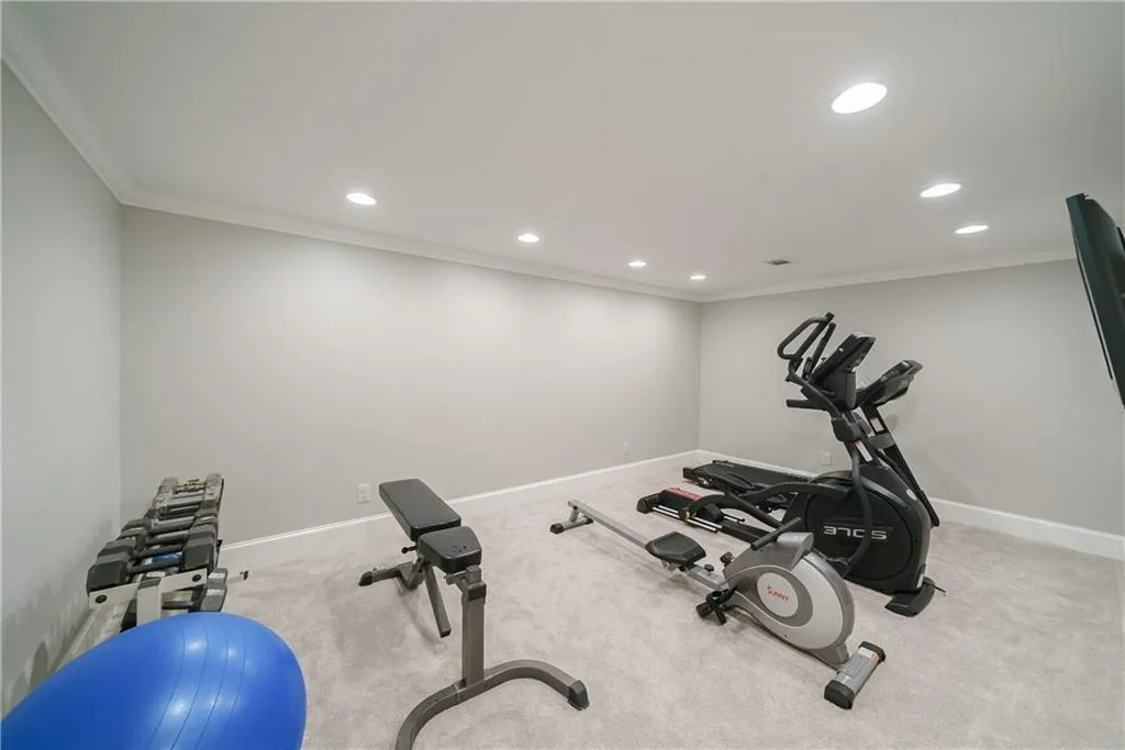 75 Spruell Springs Road, Atlanta, Georgia 30342, 5 Bedrooms Bedrooms, ,4 BathroomsBathrooms,Residential,Sold,75 Spruell Springs Road,6985962