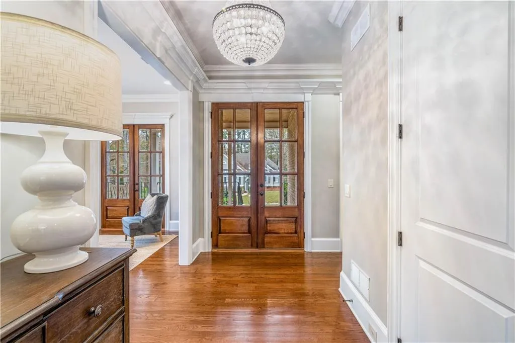 75 Spruell Springs Road, Atlanta, Georgia 30342, 5 Bedrooms Bedrooms, ,4 BathroomsBathrooms,Residential,Sold,75 Spruell Springs Road,6985962
