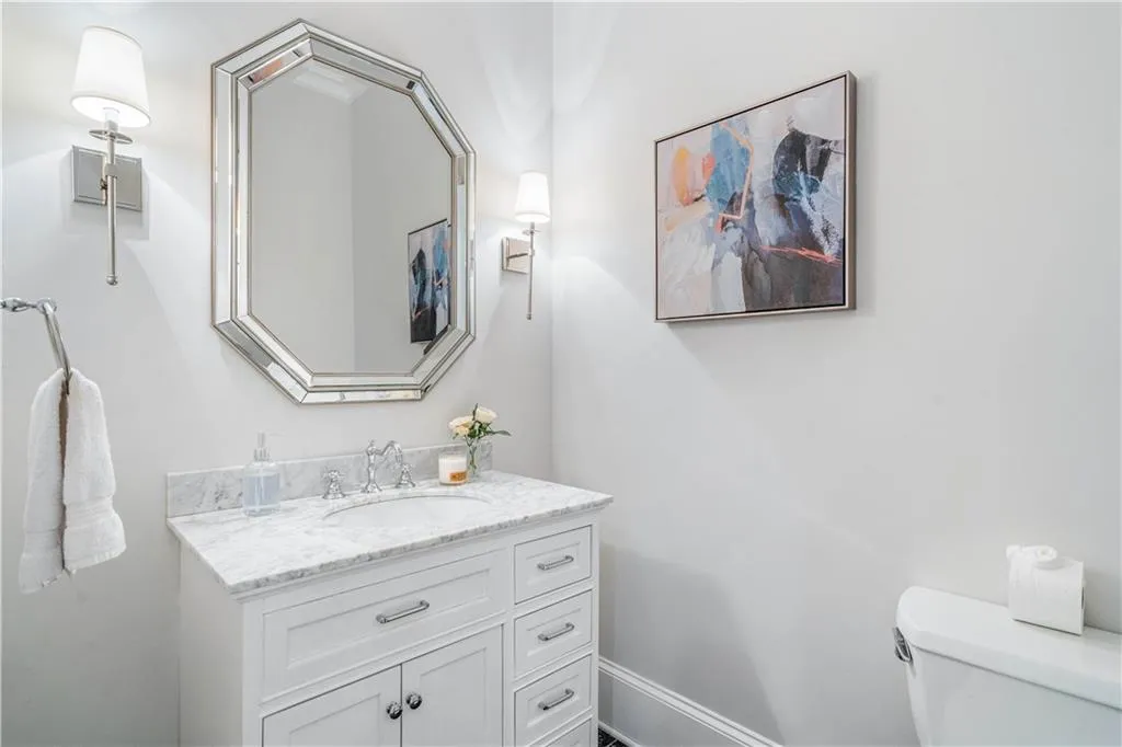75 Spruell Springs Road, Atlanta, Georgia 30342, 5 Bedrooms Bedrooms, ,4 BathroomsBathrooms,Residential,Sold,75 Spruell Springs Road,6985962