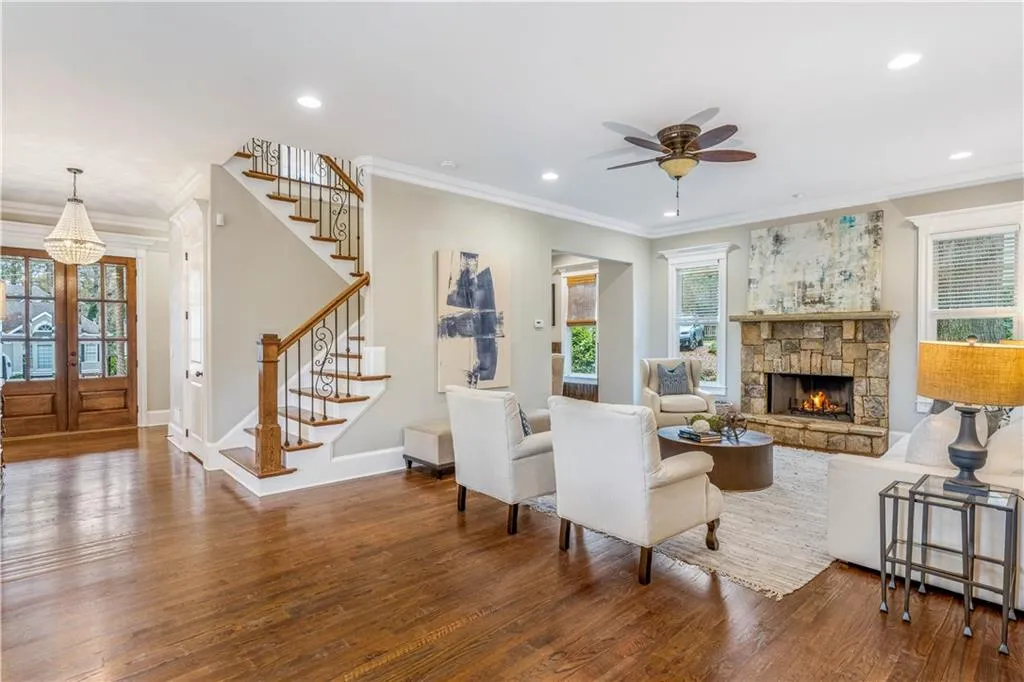 75 Spruell Springs Road, Atlanta, Georgia 30342, 5 Bedrooms Bedrooms, ,4 BathroomsBathrooms,Residential,Sold,75 Spruell Springs Road,6985962