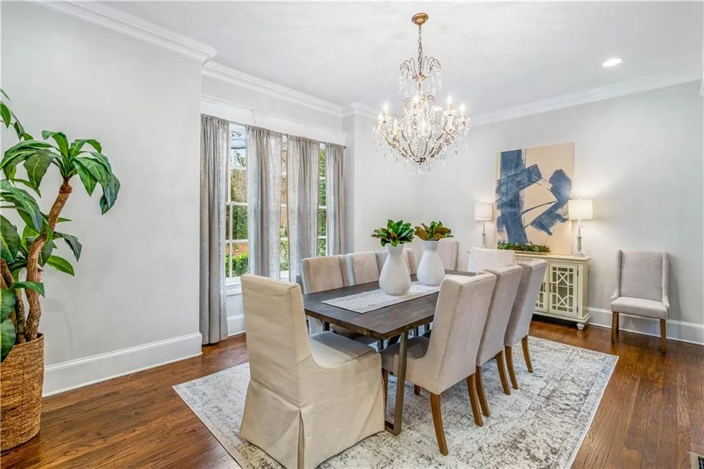75 Spruell Springs Road, Atlanta, Georgia 30342, 5 Bedrooms Bedrooms, ,4 BathroomsBathrooms,Residential,Sold,75 Spruell Springs Road,6985962