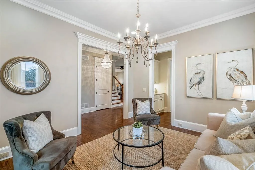 75 Spruell Springs Road, Atlanta, Georgia 30342, 5 Bedrooms Bedrooms, ,4 BathroomsBathrooms,Residential,Sold,75 Spruell Springs Road,6985962
