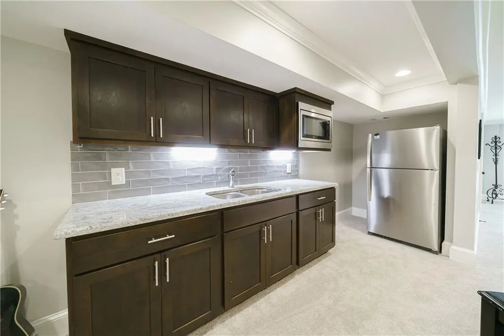 75 Spruell Springs Road, Atlanta, Georgia 30342, 5 Bedrooms Bedrooms, ,4 BathroomsBathrooms,Residential,Sold,75 Spruell Springs Road,6985962