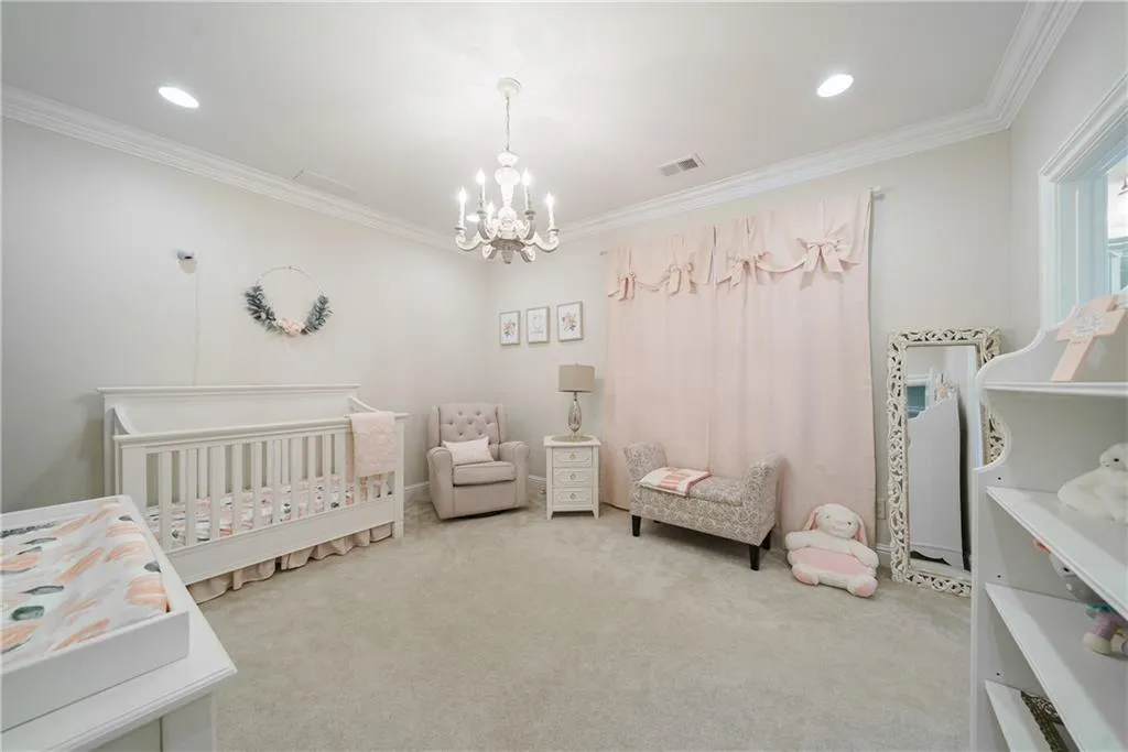 75 Spruell Springs Road, Atlanta, Georgia 30342, 5 Bedrooms Bedrooms, ,4 BathroomsBathrooms,Residential,Sold,75 Spruell Springs Road,6985962