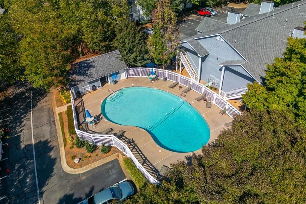 1401 Gettysburg Place, Atlanta, Georgia 30350, 2 Bedrooms Bedrooms, ,2 BathroomsBathrooms,Residential,For Sale,1401 Gettysburg Place,7645666
