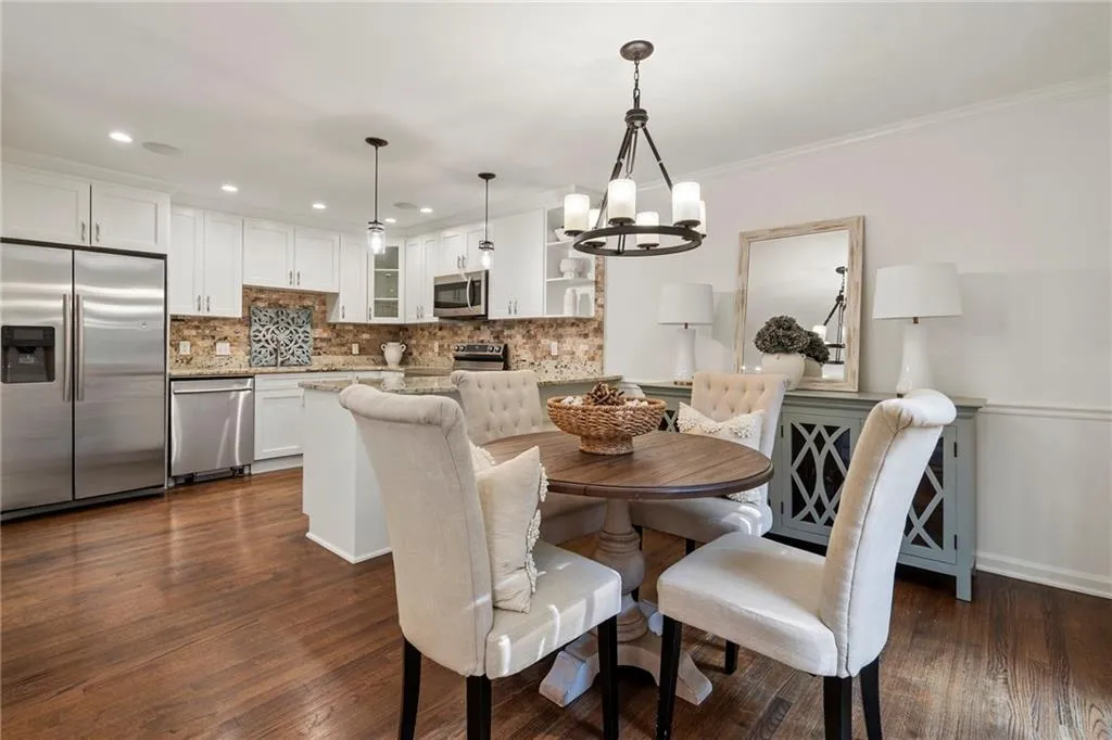 504 Dunwoody Chace Unit 5, Atlanta, Georgia 30328, 3 Bedrooms Bedrooms, ,2 BathroomsBathrooms,Residential,For Sale,504 Dunwoody Chace Unit 5,7652635 504 Dunwoody Chace Unit 5, Atlanta, Georgia 30328, 3 Bedrooms Bedrooms, ,2 BathroomsBathrooms,Residential,For Sale,504 Dunwoody Chace Unit 5,7652635