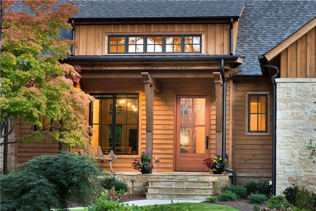 4775 Chatworth Court, Atlanta, Georgia 30342, 5 Bedrooms Bedrooms, ,4 BathroomsBathrooms,Residential,Sold,4775 Chatworth Court,5734457