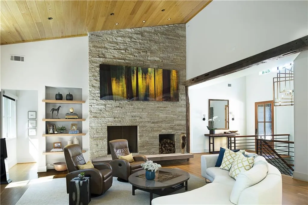 4775 Chatworth Court, Atlanta, Georgia 30342, 5 Bedrooms Bedrooms, ,4 BathroomsBathrooms,Residential,Sold,4775 Chatworth Court,5734457