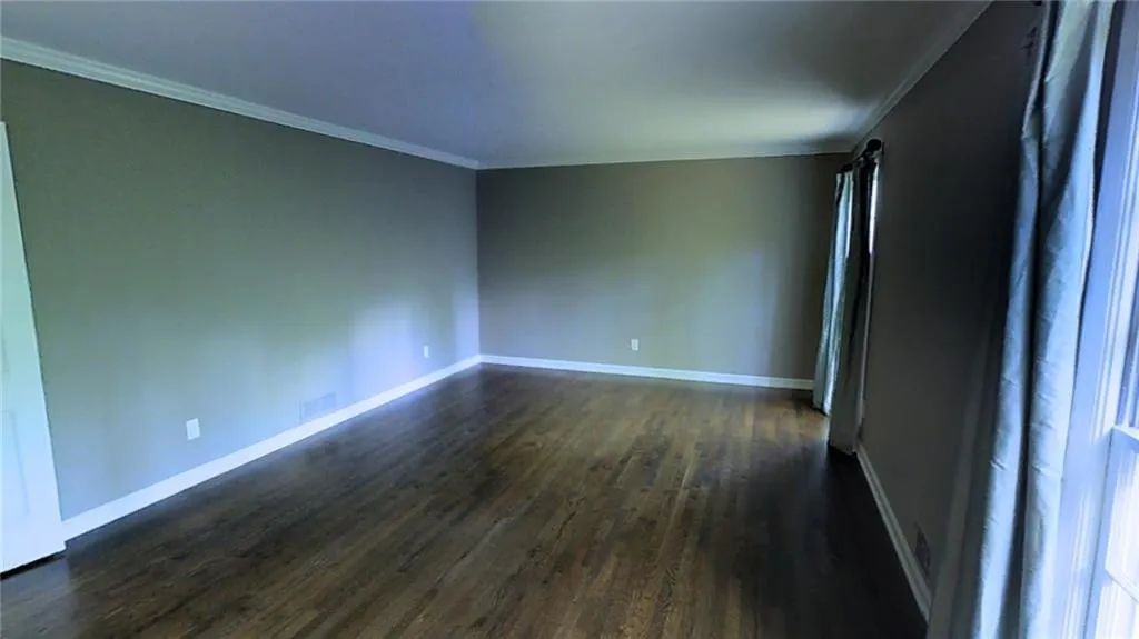 3380 E Wood Valley Road Nw, Atlanta, Georgia 30327, 5 Bedrooms Bedrooms, ,3 BathroomsBathrooms,Residential,Sold,3380 E Wood Valley Road Nw,5657507