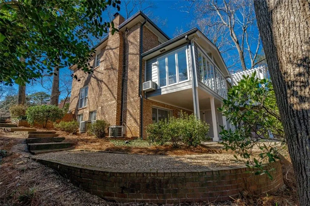 5215 Vernon Springs Trail, Sandy Springs, Georgia 30327, 5 Bedrooms Bedrooms, ,4 BathroomsBathrooms,Residential,Sold,5215 Vernon Springs Trail,7009925 5215 Vernon Springs Trail, Sandy Springs, Georgia 30327, 5 Bedrooms Bedrooms, ,4 BathroomsBathrooms,Residential,Sold,5215 Vernon Springs Trail,7009925